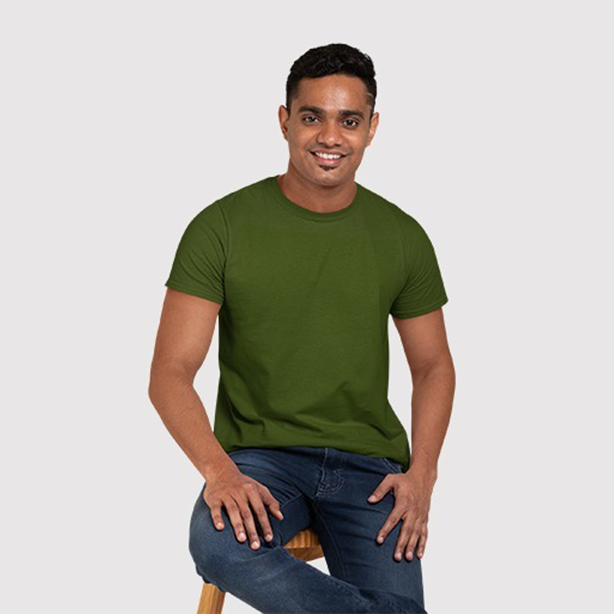 Dhaga  Dark Green Half Sleeves Basic T-Shirt